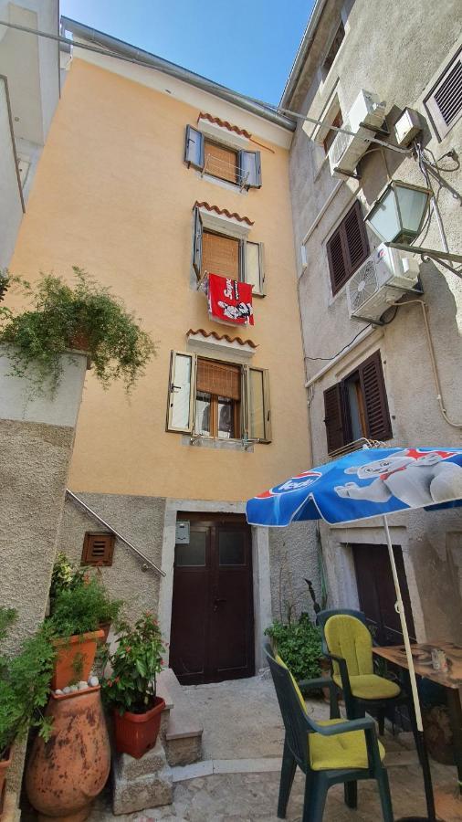 Franceska Apartmani Cres Εξωτερικό φωτογραφία